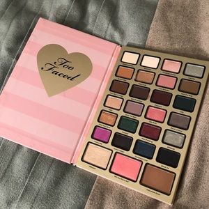 Too Faced Best Year Ever 2018 Palette